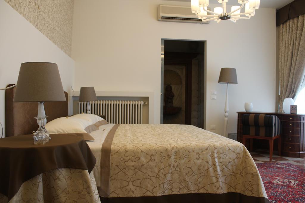 Domus Dotti V Guest House Treviso Exterior photo
